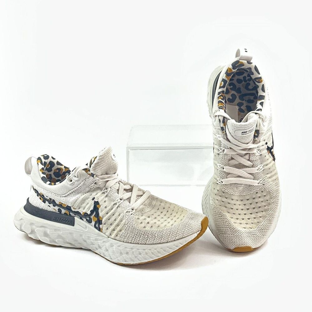 Nike React Infinity Run Flyknit 2 Running Shoes Womens 6.5 Leopard Animal Print